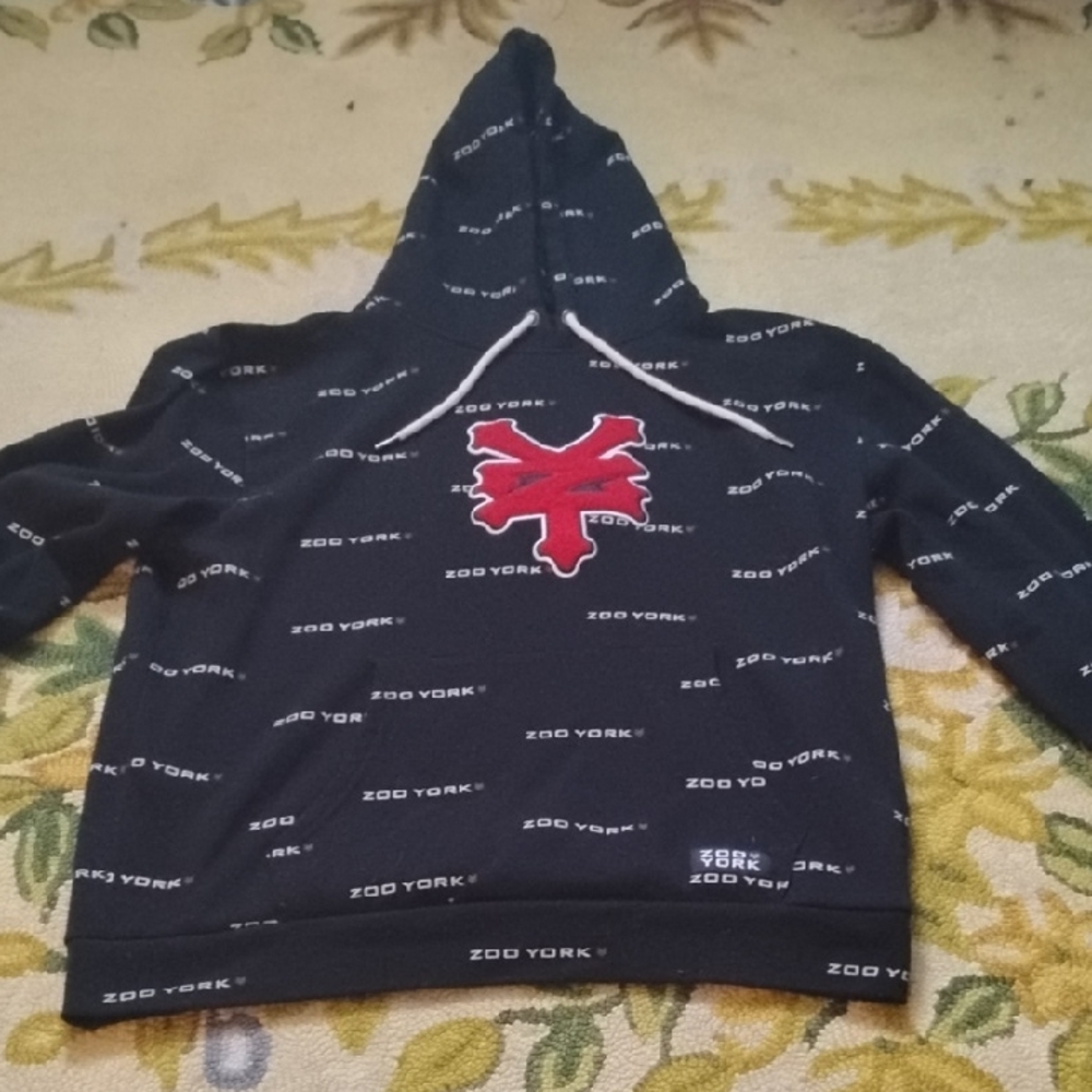 Men's Black Red Vintage XL Zoo York AOP All Over Logo Print Hoodie Skateboarding